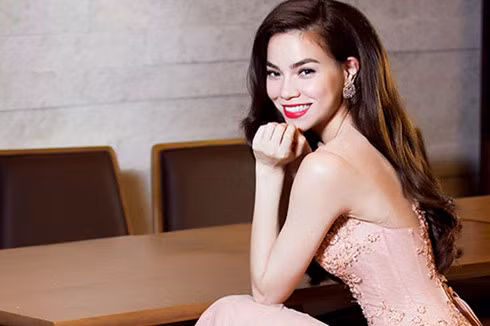 Phía Hồ Ngọc Hà chưa đưa ra bất cứ thông tin giải thích hoặc thanh minh.