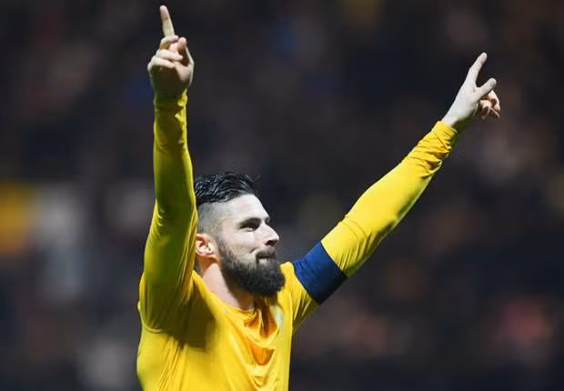  Giroud được Marseille ve vãn.