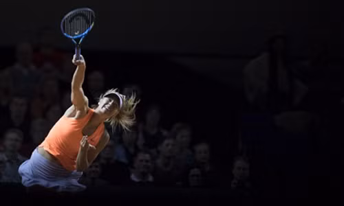 Sharapova đang từng bước khẳng định trở lại tài năng, sau 15 tháng nghỉ thi đấu vì án phạt doping. Ảnh: AFP.