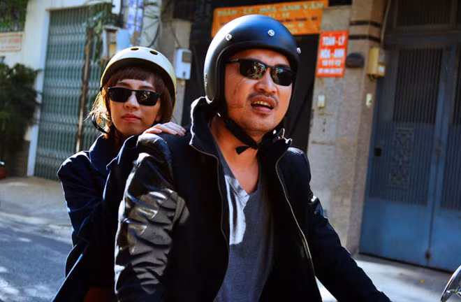 Vợ chồng Thu Trang làm Chí Phèo, Thị Nở trong phim. Ảnh: ĐPCC.