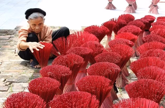 Phơi hương – Tác giả: Nguyễn Thạc Điền (Hà Nội)