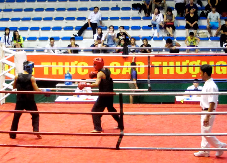 Thi đấu chung kết hạng cân 65 kg nam.