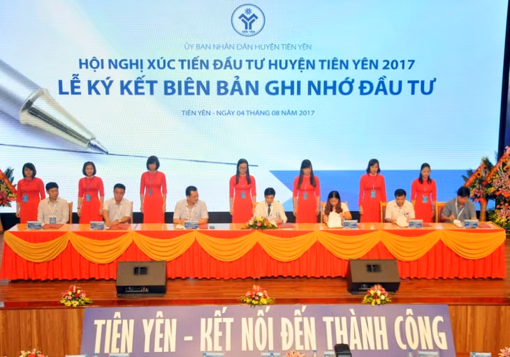 Các đơn vị, doanh nghiệp ký kết biên bản ghi nhớ đầu tư với huyện Tiên Yên.