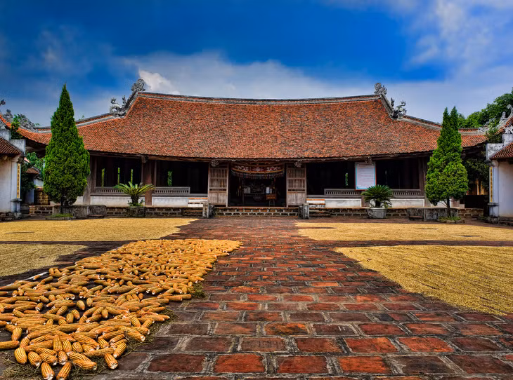 Làng cổ Đường Lâm (Ảnh: Facebook)