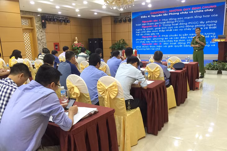 Quang cảnh buổi tập huấn.