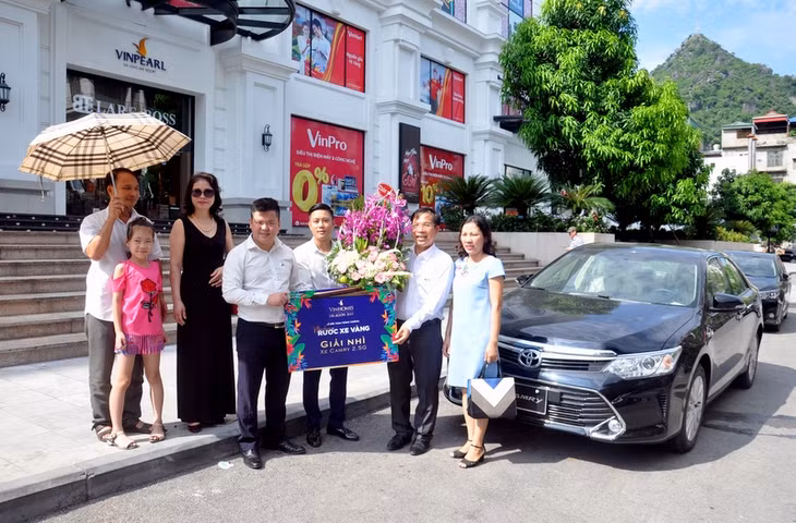 Đại diện nhà đầu tư 