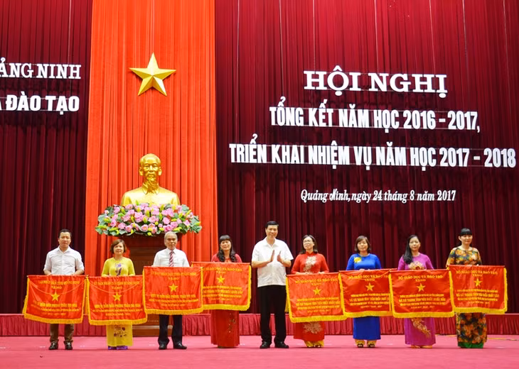 đồng chí Nguyễn Đức Long, Phó Bí thư tỉnh uỷ, Chủ tịch UBND tỉnh
