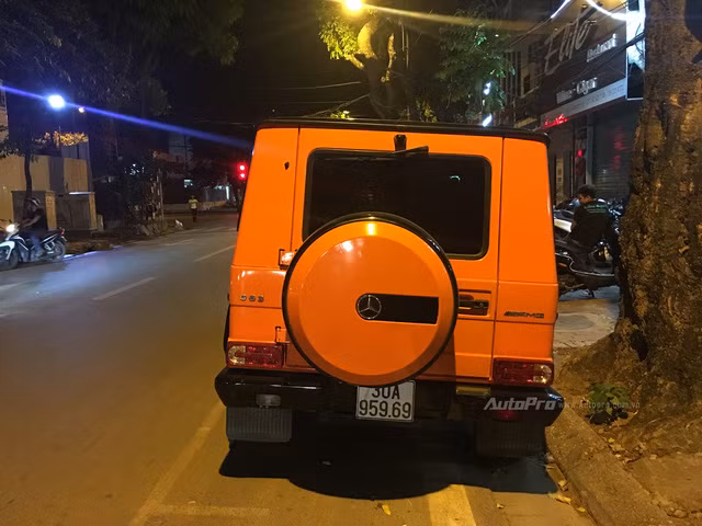 Tại thị trường Việt Nam, Mercedes-Benz G63 AMG tiêu chuẩn hiện đang có giá bán chính hãng 10,219 tỷ Đồng.