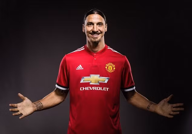  Man United xác nhận sự trở lại của Ibra