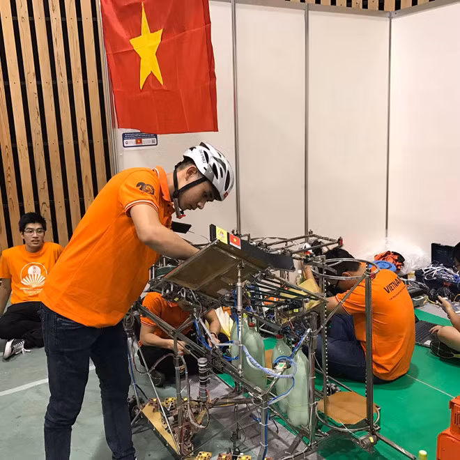 ĐH Lạc Hồng tại cuộc thi Robocon ABU 2017 tại Nhật Bản. Ảnh: ĐH Lạc Hồng.