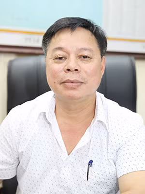 Ông Hoàng Đình Sáu, Phó Giám đốc Sở GT-VT
