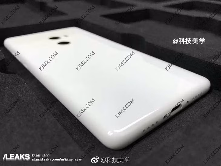 Ảnh được cho là mặt sau Xiaomi Mi Mix 2.