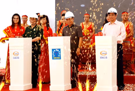 Động thổ xây dựng Sân golf Tuần Châu-Hạ Long ảnh 2 Động thổ xây dựng Sân golf Tuần Châu-Hạ Long ảnh 2