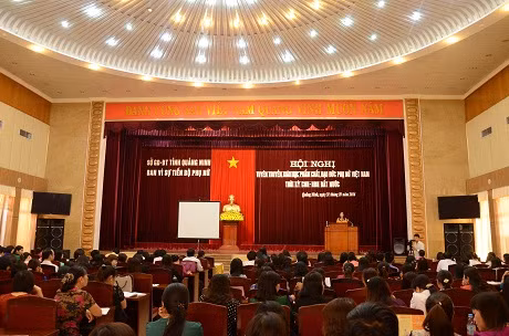 Quang cảnh hội nghị
