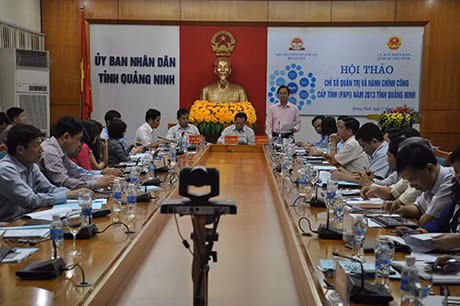 Đồng chí Đặng Huy Hậu, Phó Chủ tịch UBND tỉnh phát biểu kết luận buổi hội thảo.