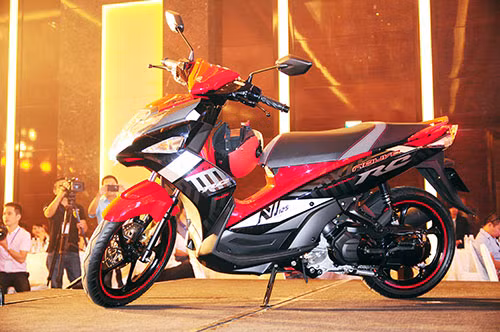 Yamaha Nouvo FI 2015 bản RC.