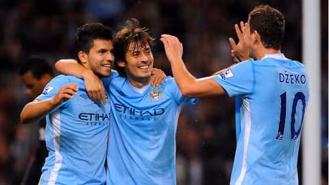 Với phong độ cực cao, Aguero (trái) và đồng đội sẽ xuyên thủng mành lưới West Ham