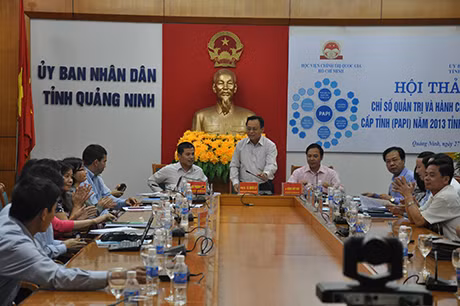  PGS.TS Lê Quốc Lý, Phó Giám đốc Học viện Chính trị Quốc gia Hồ Chí Minh phát biểu tại hội thảo