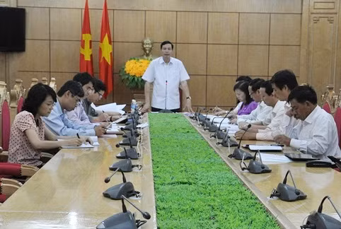 Đồng chí Nguyễn Đức Long, Phó Bí thư Tỉnh ủy, Chủ tịch HĐND tỉnh phát biểu tại buổi làm việc.
