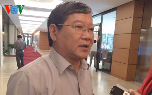 Ông Lê Như Tiến