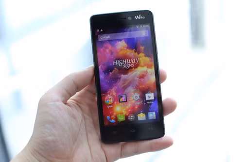 Smartphone 8 nhân hỗ trợ 2 SIM tầm trung của WIko.