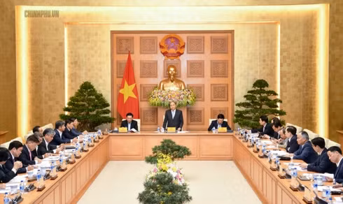 Thủ tướng đề nghị Tổ tư vấn kinh tế hiến kế để Việt Nam tránh bẫy thu nhập trung bình