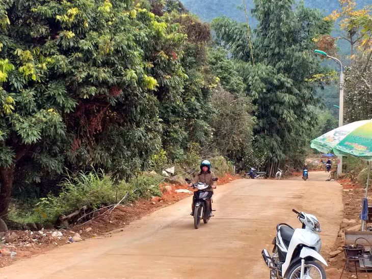 Kết cấu hạ tầng khu vực nông thôn, miền núi ở Bình Liêu ngày càng được hoàn thiện đáp ứng tốt nhu cầu phát triển kinh tế - xã hội trong giai đoạn mới