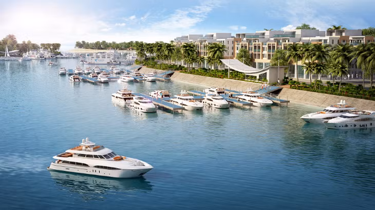 Tuần Châu Marina nằm cạnh bến thuyền nhân tạo lớn nhất khu vực Đông Nam Á với 2.000 chỗ neo đậu