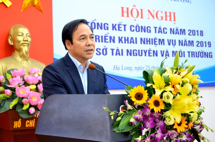 Đồng chí Đặng Huy Hậu, Phó Chủ tịch Thường trực UBND tỉnh phát biểu chỉ đạo cuộc họp