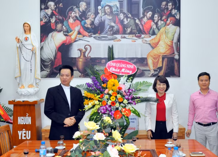 Phó Chủ tịch 