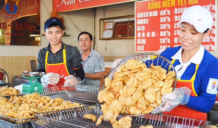 Sản phẩm chả mực Hạ Long được sản xuất đảm bảo ATTP