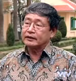 Tiến sĩ Nguyễn Việt.