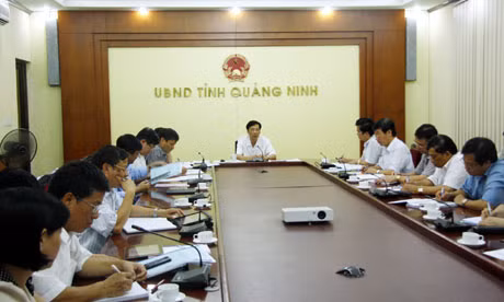 Chủ tịch UBND tỉnh Nguyễn Văn Đọc phát biểu kết luận buổi làm việc.
