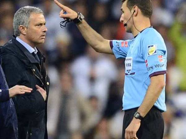 Real Madrid trắng tay toàn tập còn Mourinho bị truất quyền chỉ đạo - ảnh Getty