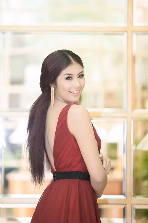 Người đẹp đang chuẩn bị cho ra mắt bộ sưu tập mới của mình