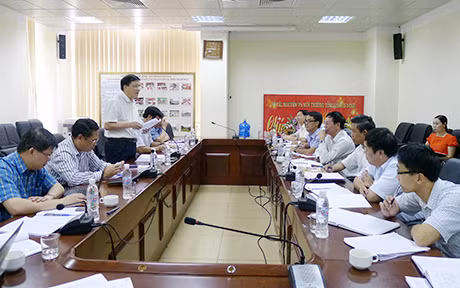 Quang cảnh buổi làm việc.