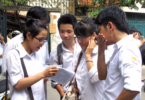 Các môn thi năm nay trùng với năm 2010. Ảnh: Hoàng Hà.