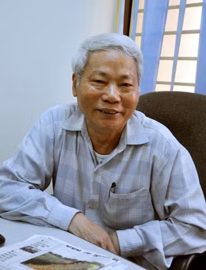 Ông Đỗ Đăng Hành, Chủ tịch Chi hội UNESCO Thơ Đường Việt Nam tại TP Hạ Long.