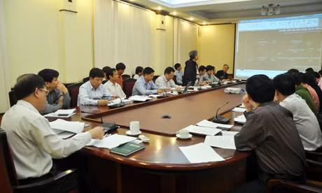 Quang cảnh cuộc họp.