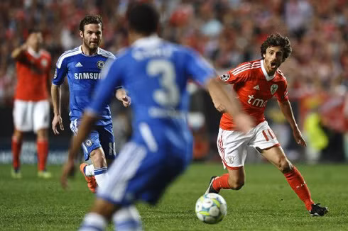 Kinh nghiệm chơi bóng ở Champions League giúp Chelsea chiến thắng và ở thế rất thuận lợi để đi tiếp vào bán kết. Ảnh: AFP.