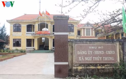 Trụ sở UBND xã Ngư Thủy Trung.