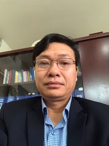 TS Nguyễn Văn Dũng