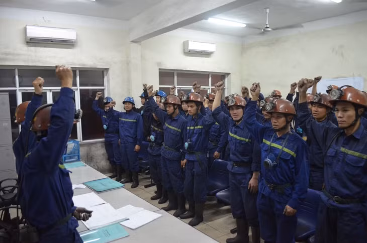 Mùng 6 Tết hàng vạn CNLĐ của các đơn vị của ngành Than đã đồng loạt ra quân sản xuất
