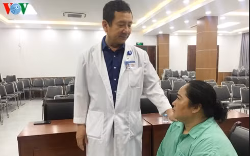 Bệnh nhân bị phù và tăng cân sau quá trình điều trị không đúng bệnh.