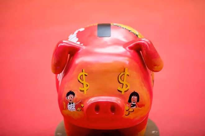 Người dân Trung Quốc đã chi 149 tỷ USD cho các dịch vụ mua sắm, tiêu dùng trong Tết Nguyên đán 2019. Ảnh: Bloomberg.