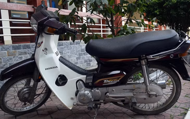 Tang vật Công an TX Đông Triều thu tại nơi ở của Thạo và Luận (Ảnh: Xuân Thảo-CATX Đông Triều).