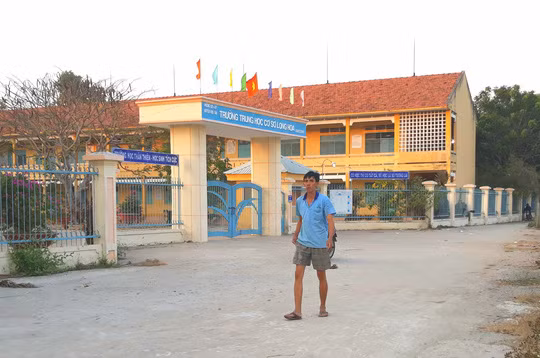 Ngôi trường nơi thầy giáo bị "tố" đánh học sinh vẹo cột sống