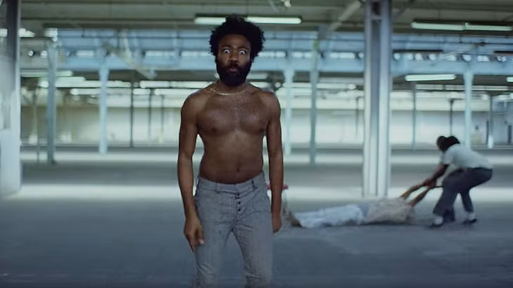 This is America với cú đúp Ca khúc của năm và Thu âm của năm được đánh giá là xứng đáng.