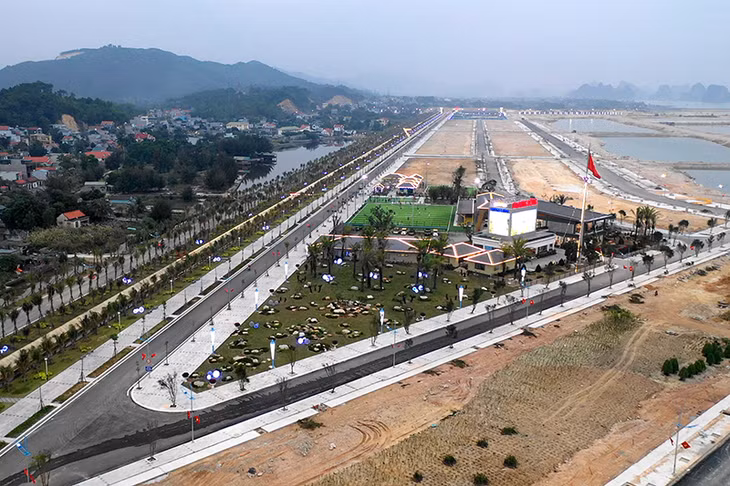 Trong vòng hơn 1 năm từ khi tiếp quản dự án, Công ty CP Đầu tư xây dựng đô thị Phương Đông đã hoàn thành được 70% khối lượng san lấp 