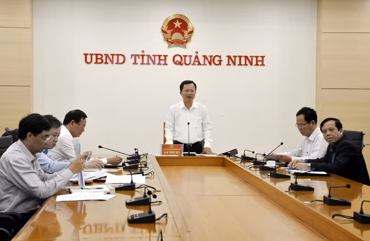 Đồng cchisCao Tường Huy, Phó Chủ tịch UBND tỉnh phát biểu kết luận cuộc họp